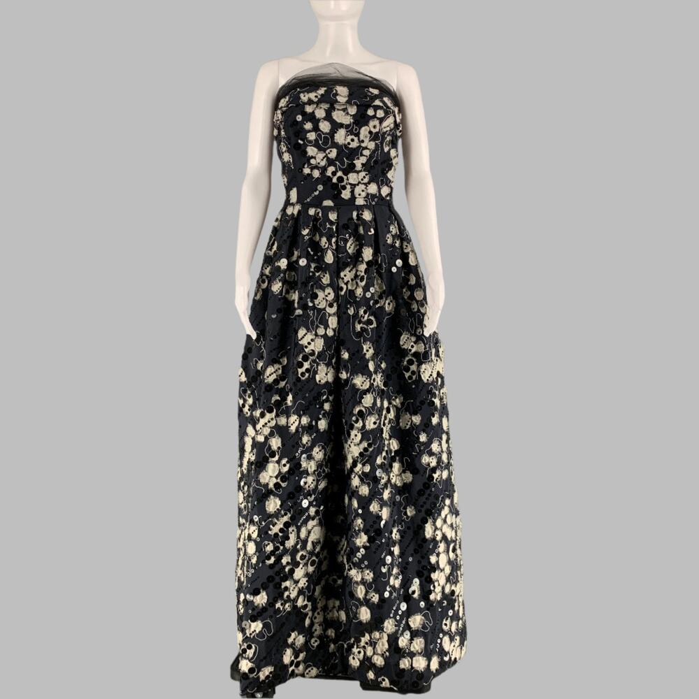 NAEEM KHAN Size 4 Black Cream Silk payettes Strapless Long Gown Evening Dress